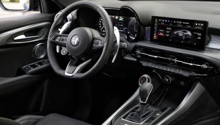 Alfa Romeo Tonale vince il premio Auto Più Bella del Web 2022 - Foto 16 di 26