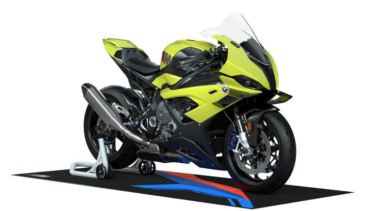 BMW Motorrad presenta la M 1000 RR 50 Years, versione speciale della SBK tedesca - Foto 10 di 13
