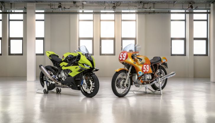 BMW Motorrad presenta la M 1000 RR 50 Years, versione speciale della SBK tedesca - Foto 4 di 13