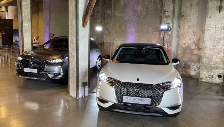 DS3 e DS7 Crossback: ordinabili le limited edition “Toits de Paris” e “Ligne Noire” - Foto 1 di 17