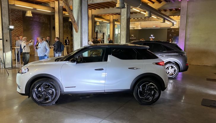 DS3 e DS7 Crossback: ordinabili le limited edition “Toits de Paris” e “Ligne Noire” - Foto 5 di 17
