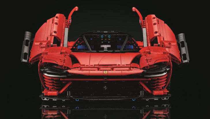 Qual è la Ferrari fatta di LEGO più esclusiva di sempre? - Foto 4 di 9