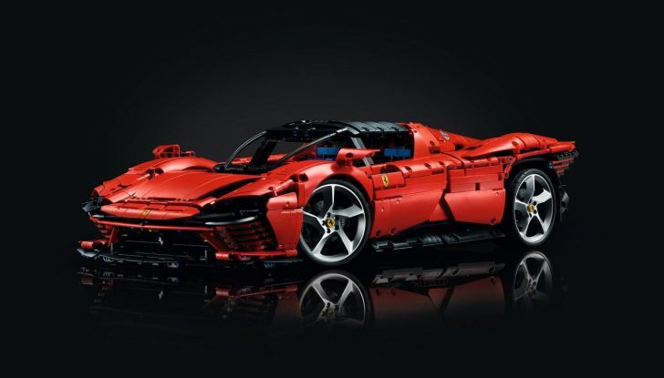 Qual è la Ferrari fatta di LEGO più esclusiva di sempre? - Foto 5 di 9