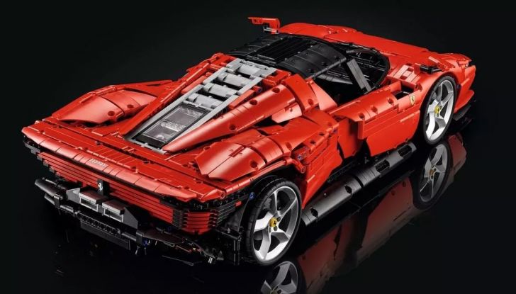 Qual è la Ferrari fatta di LEGO più esclusiva di sempre? - Foto 7 di 9