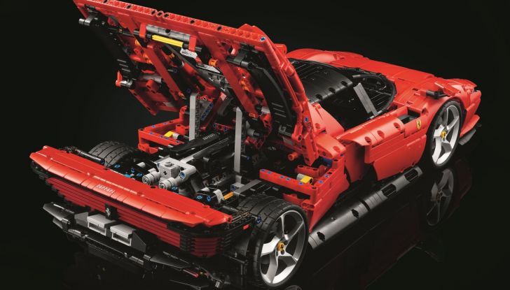 Qual è la Ferrari fatta di LEGO più esclusiva di sempre? - Foto 8 di 9