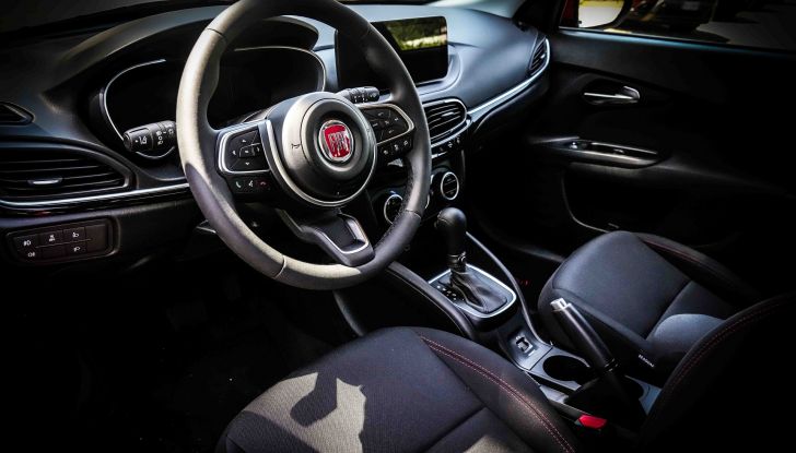 Fiat Tipo Hybrid 2022: la prova su strada del nuovo ibrido da 130 CV - Foto 4 di 18