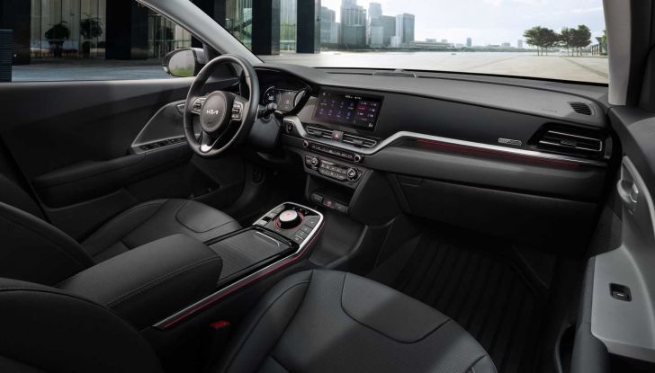 Kia Niro Plus: i tassisti hanno un nuovo asso (elettrico) nella manica - Foto 5 di 6
