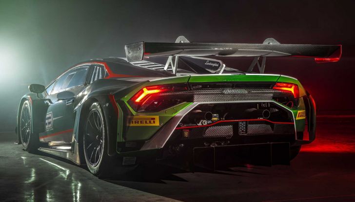 Lamborghini Huracàn GT3 EVO2: la terza generazione per i piloti del futuro - Foto 17 di 21