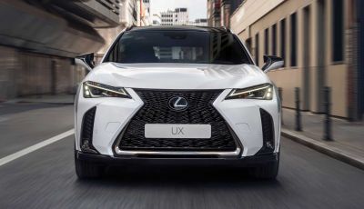 Lexus UX Hybrid 2023: il restyling di metà carriera è ancora più completo