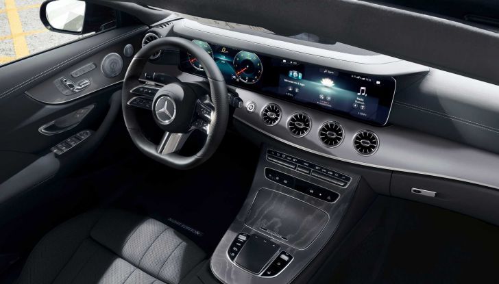 Mercedes Classe E 2022: la nuova versione speciale si chiama “Night Edition” - Foto 7 di 7