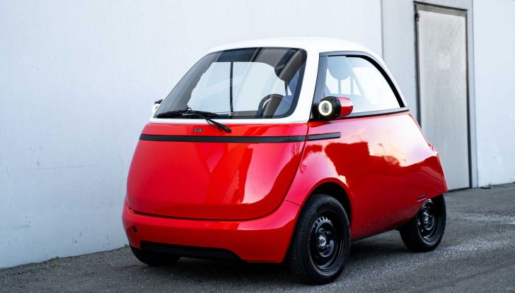 Microlino, versioni, motori e prezzi del quadriciclo leggero elettrico - Foto 4 di 10