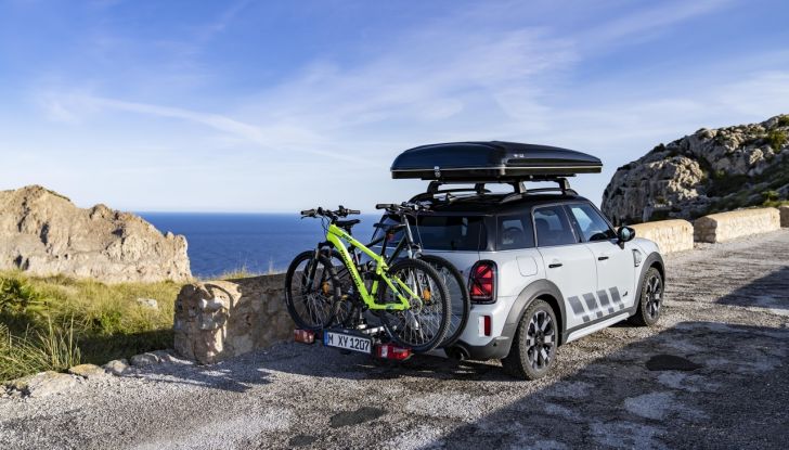 Mini Cooper S Countryman All4: il listino accessori comprende anche una tenda da campeggio - Foto 3 di 9