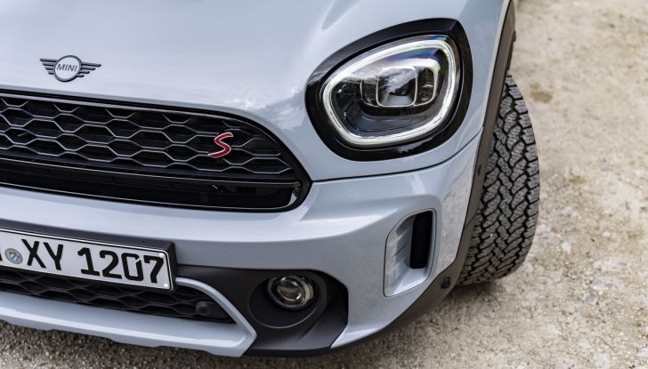 Mini Cooper S Countryman All4: il listino accessori comprende anche una tenda da campeggio - Foto 7 di 9