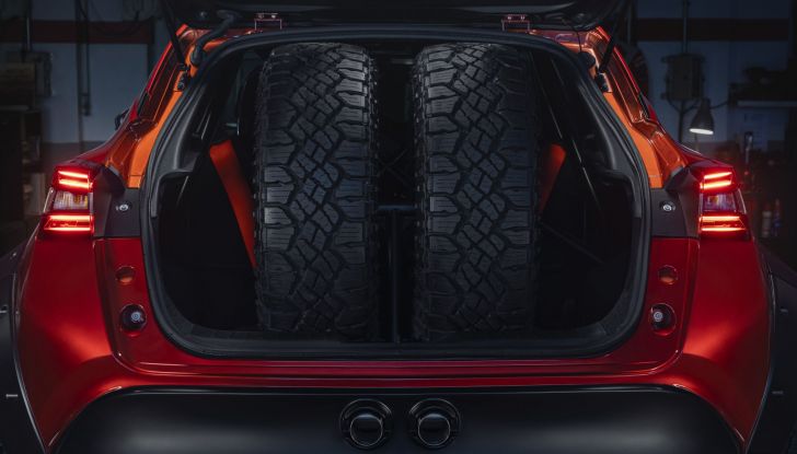 Nissan Juke Hybrid: il prototipo Rally Tribute a tutta velocità nel deserto! - Foto 11 di 14