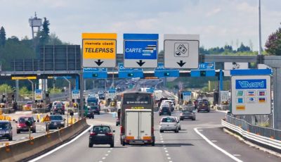 Autostrade, nuovi rincari in vista dal 1° agosto: scatta l’aumento dei pedaggi