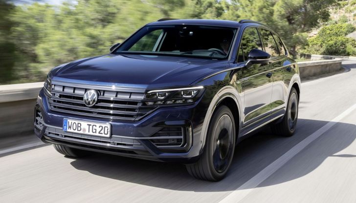Volkswagen Touareg: a metà giugno arriva la versione speciale “Edition 20” - Foto 1 di 10