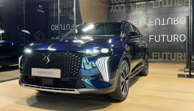 Nuovo DS7 2022: prezzi, motori e allestimenti del SUV francese provato su strada