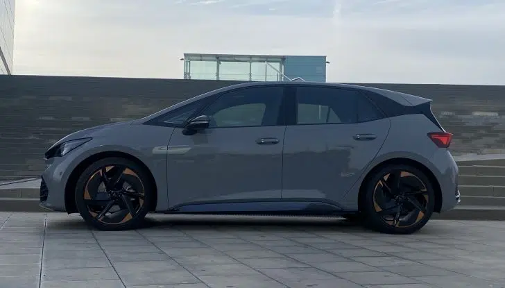 UrbanRebel, Tavascan e Terramar: i tre modelli Cupra in arrivo per il 2025 - Foto 1 di 30