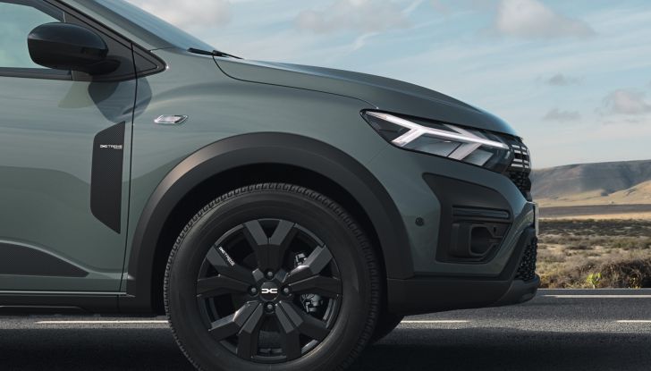 Dacia rinnova la partnership con l’Udinese Calcio per la stagione 2022/2023 - Foto 15 di 16