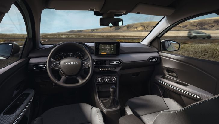 Dacia rinnova la partnership con l’Udinese Calcio per la stagione 2022/2023 - Foto 16 di 16