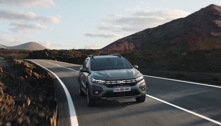 Dacia rinnova la partnership con l’Udinese Calcio per la stagione 2022/2023 - Foto 6 di 16