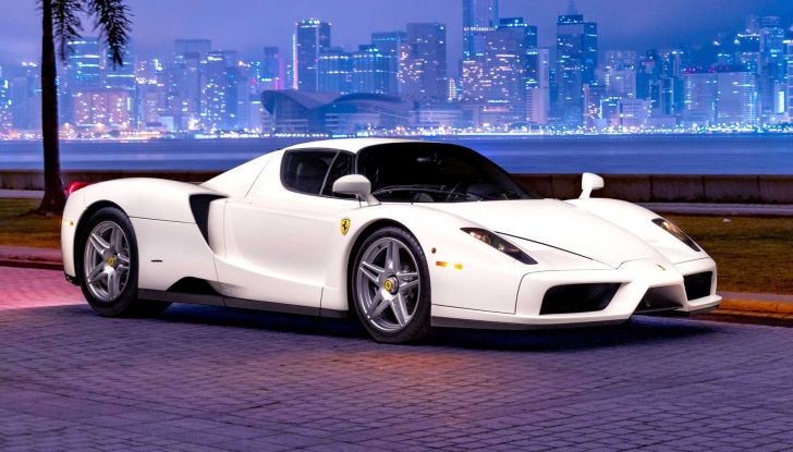 RM Sotheby’s mette all’asta l’unica Ferrari Enzo al mondo… in Bianco Avus! - Foto 2 di 9