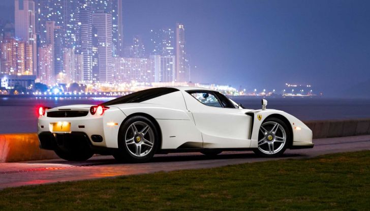 RM Sotheby’s mette all’asta l’unica Ferrari Enzo al mondo… in Bianco Avus! - Foto 6 di 9