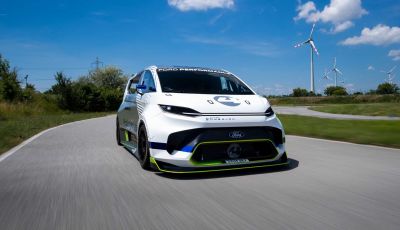 Ford Supervan elettrico da 2.000 CV alla Pikes Peak