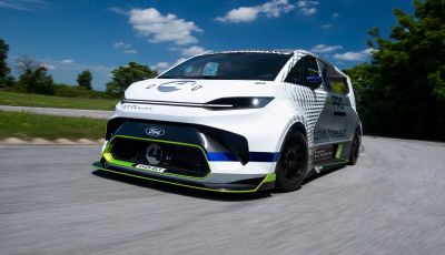 Il Ford Transit mette il turbo (elettrico)… e diventa SuperVan!