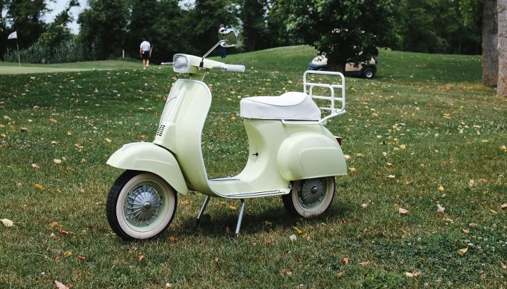 Alfa Romeo Spider Duetto e Vespa 50 Special-e: le due nuove icone di Garage Italia - Foto 3 di 19