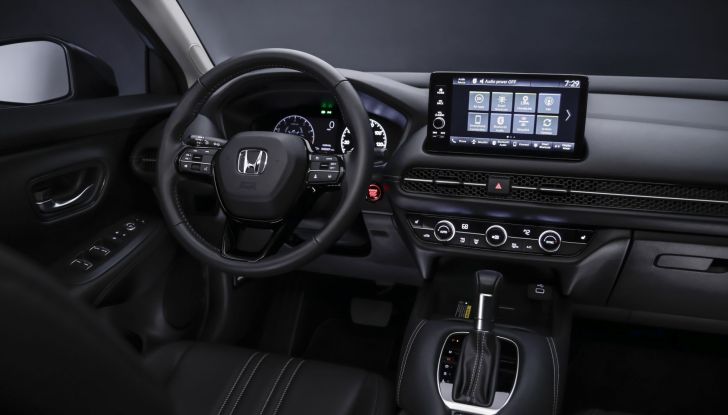 Honda ZR-V: la versione Full Hybrid e:HEV arriva in Italia nel 2023 - Foto 9 di 12