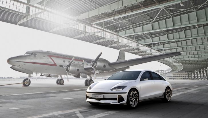 Hyundai Ioniq 6: la nuova berlina elettrica promette 610 km di autonomia - Foto 1 di 16