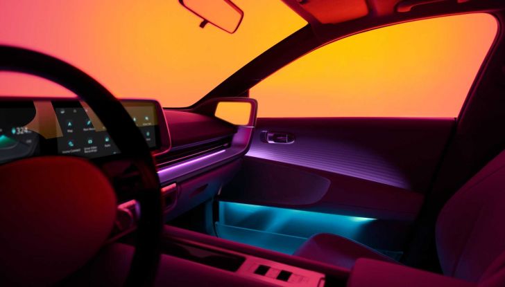 Hyundai Ioniq 6: la nuova berlina elettrica promette 610 km di autonomia - Foto 16 di 16