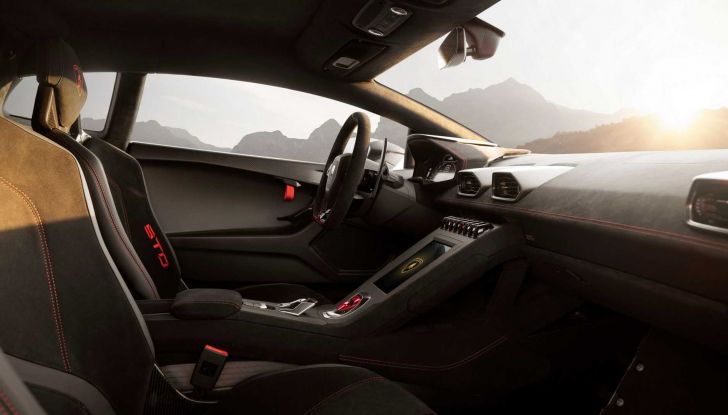 Nuova Lamborghini Huracan ibrida: che numeri per il nuovo motore V8 turbo - Foto 16 di 16