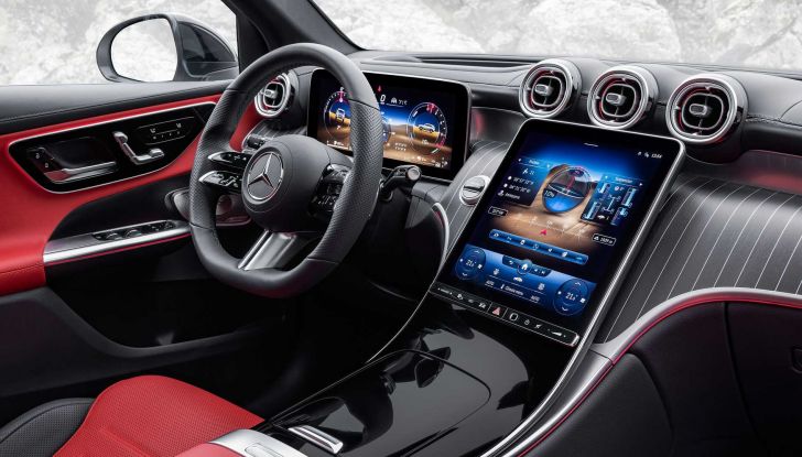 Nuova Mercedes GLC: la seconda generazione è solo ibrida, anche plug-in - Foto 19 di 23