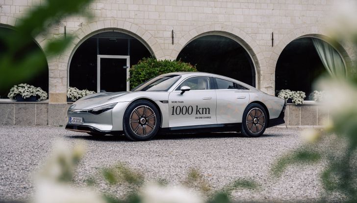 Mercedes Vision EQXX: raggiunto il record di 1.202 km con la singola ricarica - Foto 3 di 8