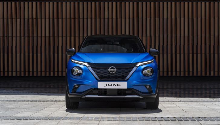Nissan Juke Hybrid 2022: la prova su strada del nuovo crossover elettrificato - Foto 17 di 29