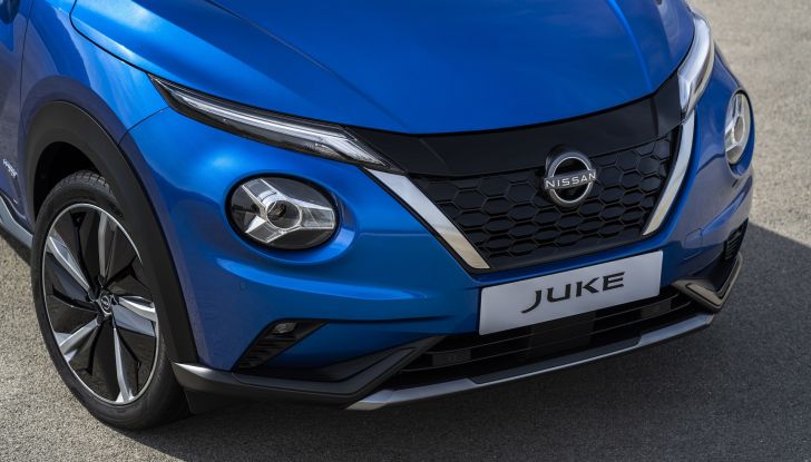 Nissan Juke Hybrid 2022: la prova su strada del nuovo crossover elettrificato - Foto 22 di 29
