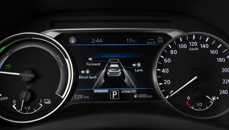 Nissan Juke Hybrid 2022: la prova su strada del nuovo crossover elettrificato - Foto 26 di 29