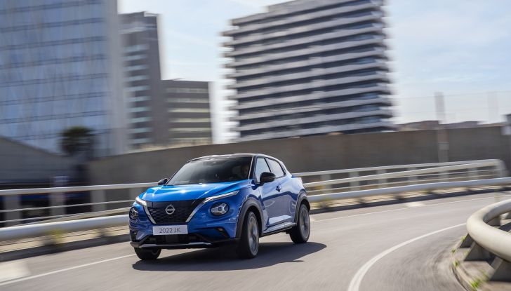 Nissan Juke Hybrid 2022: la prova su strada del nuovo crossover elettrificato - Foto 12 di 29