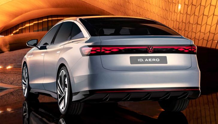 Volkswagen ID.Aero: il concept della Passat elettrica arriva nel 2023 - Foto 6 di 8
