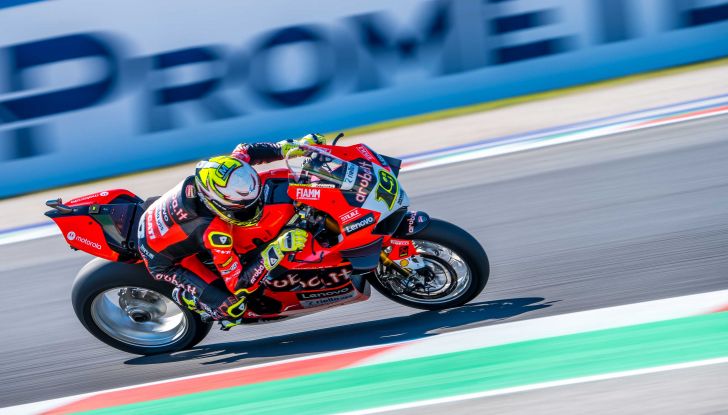 WSBK Misano 2022: Alvaro Bautista vince con la Ducati e fugge nel Mondiale - Foto 10 di 42