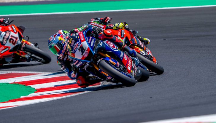 WSBK Misano 2022: Alvaro Bautista vince con la Ducati e fugge nel Mondiale - Foto 22 di 42