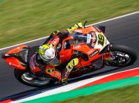WSBK Misano 2022: Alvaro Bautista vince con la Ducati e fugge nel Mondiale