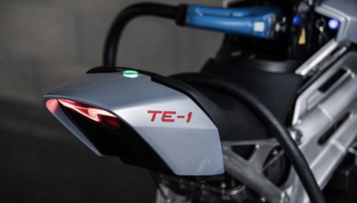 Triumph: completati i test su strada sul prototipo elettrico TE-1 - Foto 4 di 14