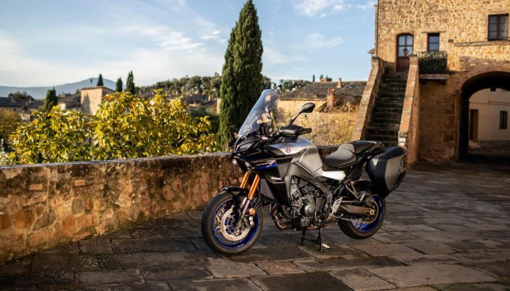 Nuove limitazioni per chi ha il foglio rosa: stop al trasporto passeggeri? - Foto 18 di 21