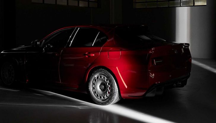 Il ritorno dell’Alfa Romeo Giulia: ecco il restomod di ErreErre Fuoriserie - Foto 9 di 14