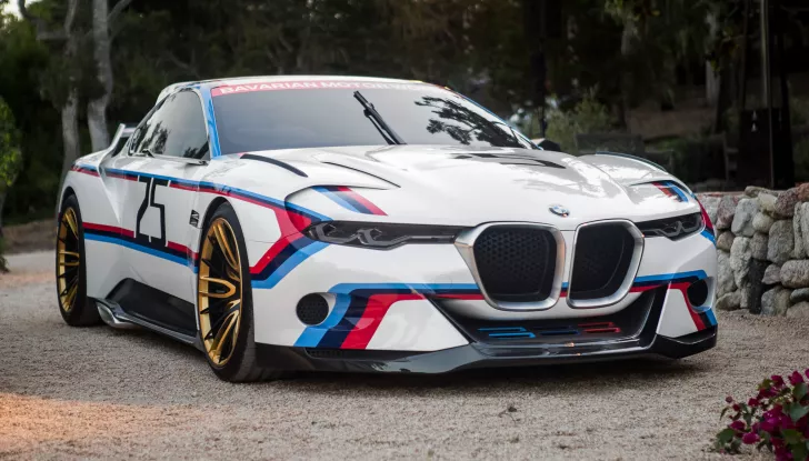 BMW 3.0 CSL: la Hommage su base M4 presto diventerà di serie - Foto 6 di 10