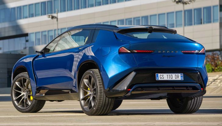 Drako Dragon: il SUV anti-Tesla da 2.000 cavalli arriva nel 2026 - Foto 7 di 14