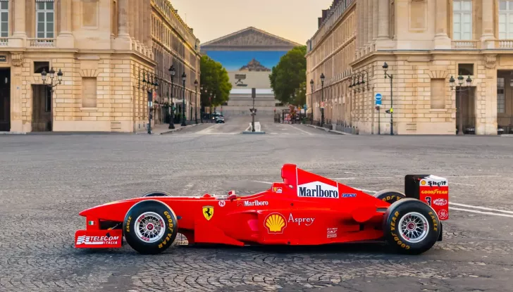 Ferrari F300: la Rossa di Michael Schumacher del 1998 è in vendita - Foto 10 di 17